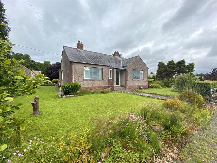 3 Bedroom Bungalow To Rent In Woodside, Roadhead, Carlisle, CA6