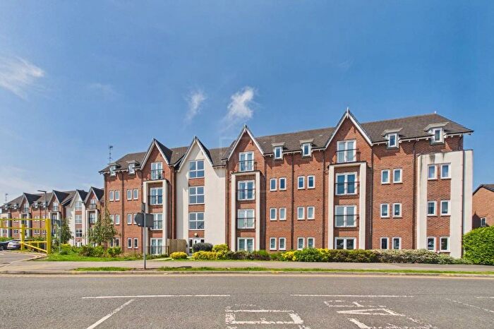 2 Bedroom Flat To Rent In Rose Creek Gardens, Great Sankey, WA5