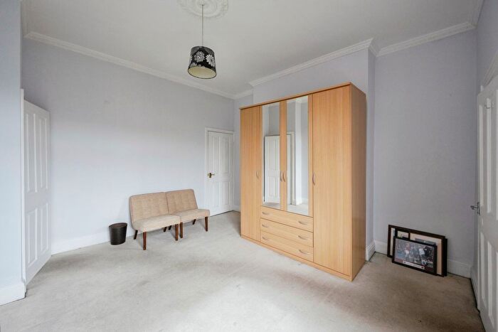 1 Bedroom Flat For Sale In Bennetthorpe, Doncaster, South Yorkshire, DN2
