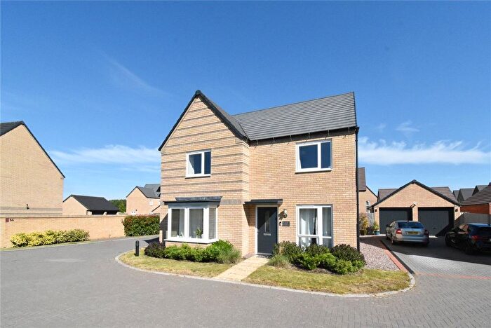 4 Bedroom Detached House To Rent In Mistle Thrush Drive, Northstowe, Cambridge, CB24