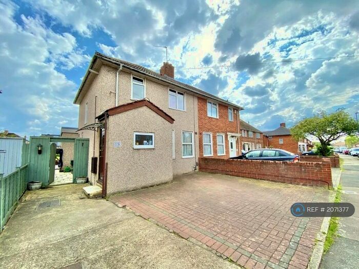 3 Bedroom Semi-Detached House To Rent In Paulhan Road, Harrow, HA3