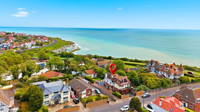 3 Bedroom Semi-Detached House For Sale In Seacroft Road, Broadstairs, Kent, CT10