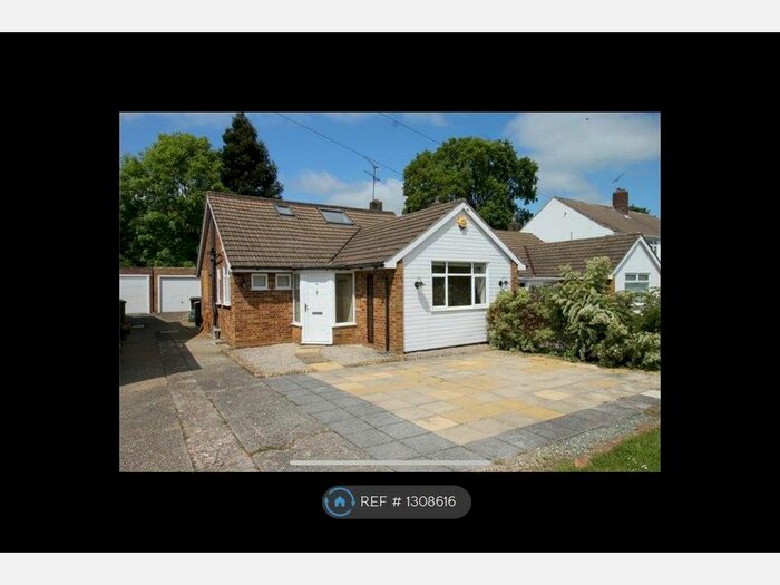 3 Bedroom Bungalow To Rent In Arnolds Avenue, Hutton, Brentwood, CM13