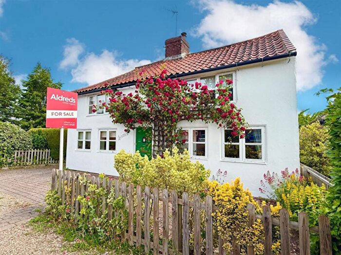 3 Bedroom Detached House For Sale In Damgate Lane, Acle, NR13