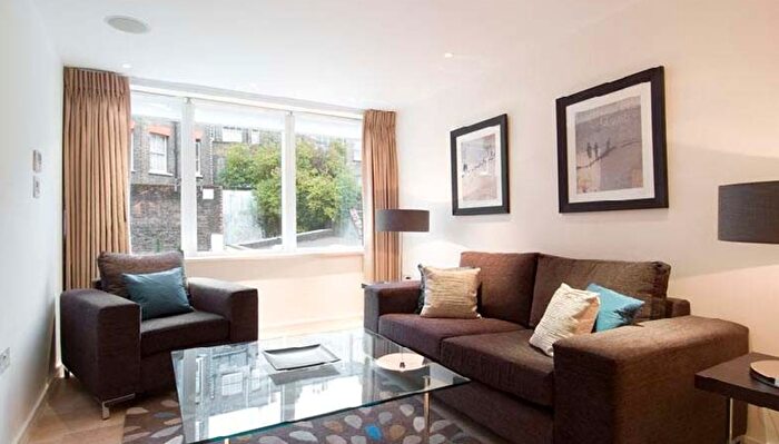 2 Bedroom Flat To Rent In Young Street, London, W8