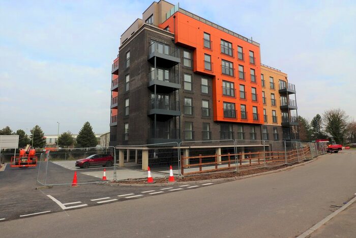 2 Bedroom Flat To Rent In Barley Close, Greenhithe, DA9