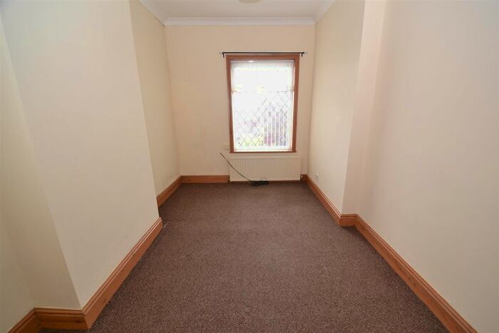 2 Bedroom End Of Terrace House For Sale In School Street, Moorbottom, Cleckheaton, BD19