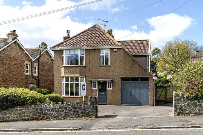 4 Bedroom Detached House For Sale In Ashcombe Gardens, Weston-super-Mare, BS23