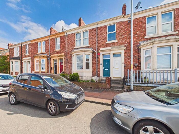 2 Bedroom Flat For Sale In Rectory Road, Gateshead, NE8