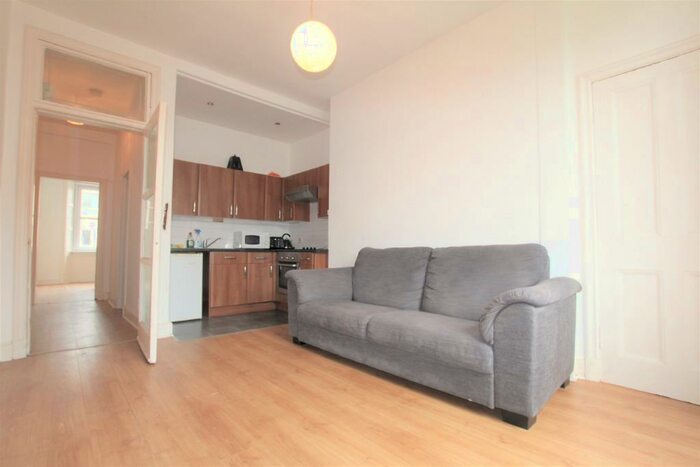 1 Bedroom Flat To Rent In St Clair Place, Easter Road, Edinburgh, EH6