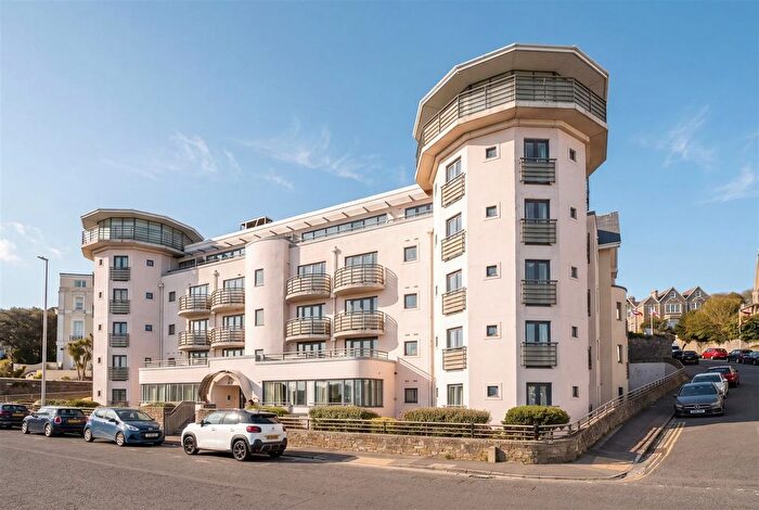 2 Bedroom Flat For Sale In Birnbeck Road, Weston-Super-Mare, BS23