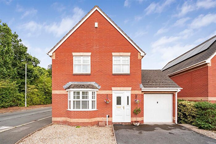 4 Bedroom Detached House For Sale In Knights Crescent, Clyst Heath, Exeter, EX2