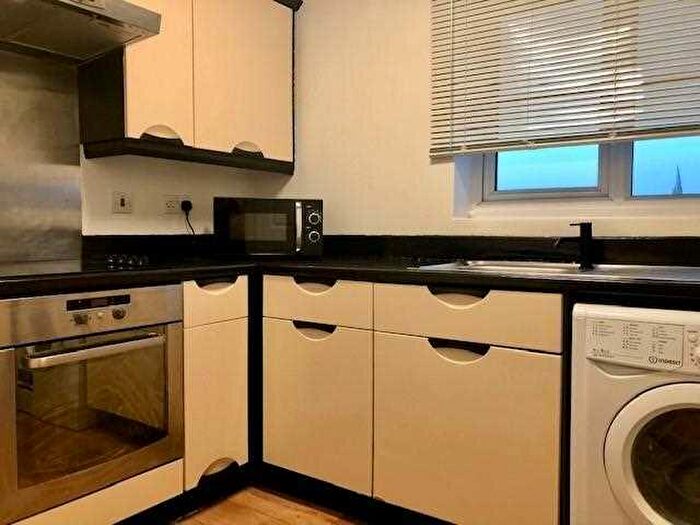 2 Bedroom Apartment To Rent In Berkley House, Chesterfield, S40
