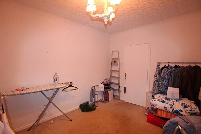 2 Bedroom Detached Bungalow To Rent In Bury Road, Bamford, Rochdale, OL11