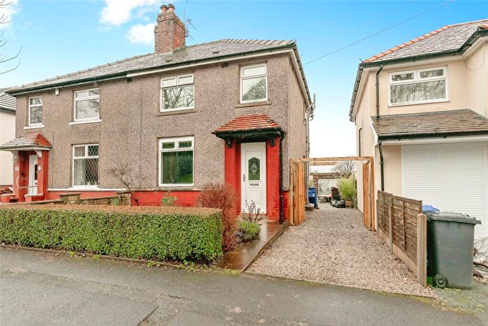 3 Bedroom Semi Detached House For Sale In Town House Road, Nelson, Lancashire, BB9