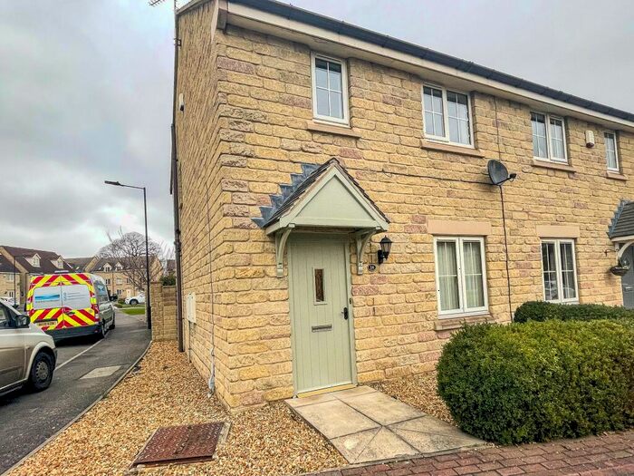 3 Bedroom Semi-Detached House To Rent In Alderford Drive, Woodfield Plantation, Balby, DN4