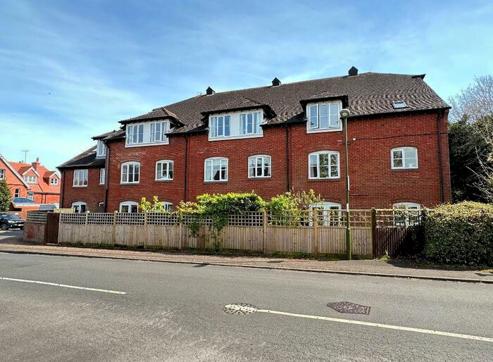 1 Bedroom Flat For Sale In Primrose Court, Goring Road, Steyning, West Sussex, BN44