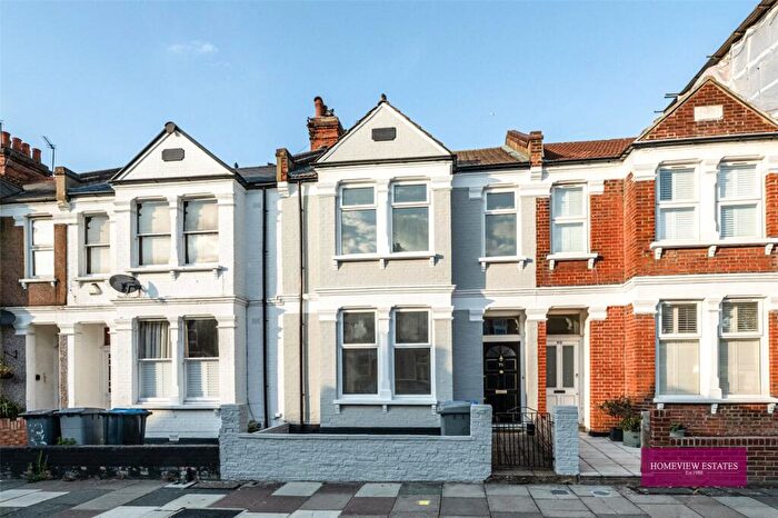 4 Bedroom Terraced House For Sale In Ivy Road, London, NW2