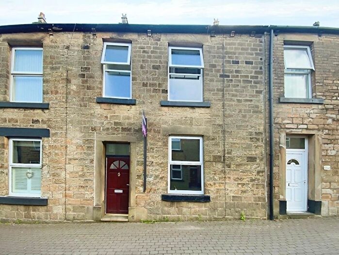 3 Bedroom Property To Rent In Market Street, Mottram, Hyde, SK14