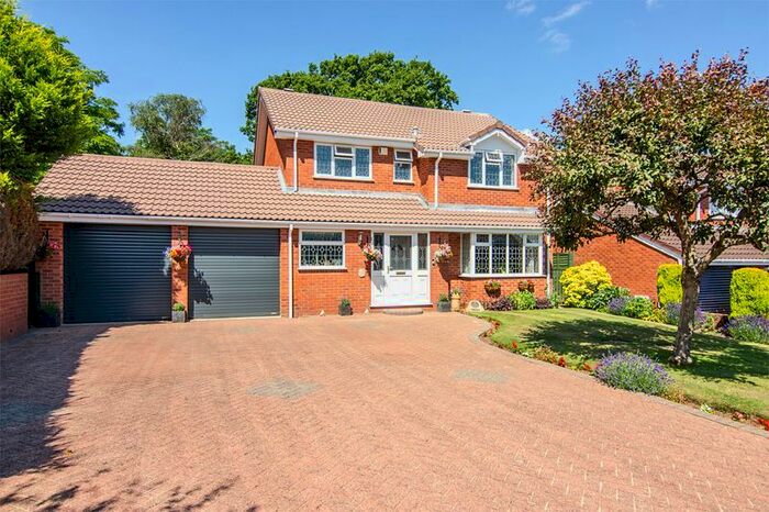 4 Bedroom Detached House For Sale In Trevithick Close, Hunslet, Burntwood, WS7