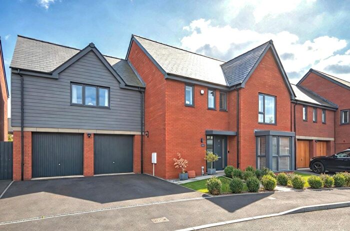 4 Bedroom Detached House For Sale In Arcadius Way, Keynsham, Bristol, BS31