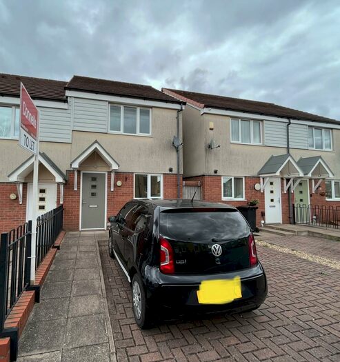 2 Bedroom House To Rent In Bradfield Way, Dudley, DY1