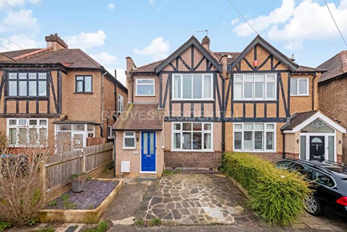 4 Bedroom Semi Detached House For Sale In Eton Avenue, New Malden, KT3