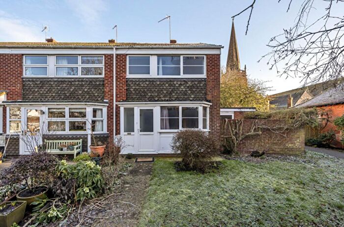 3 Bedroom End Of Terrace House To Rent In St. Helens Court, Abingdon, OX14