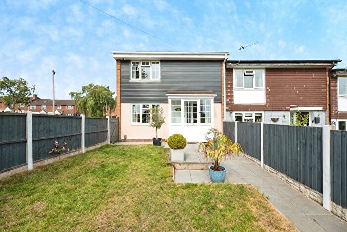 2 Bedroom End Of Terrace House For Sale In Charles Walk, Rowley Regis, B65