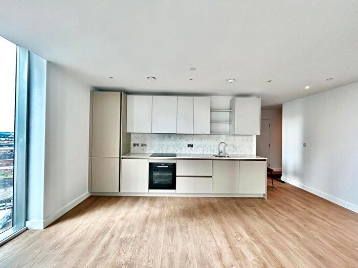 2 Bedroom Apartment To Rent In Dantzic Street, Manchester, M4