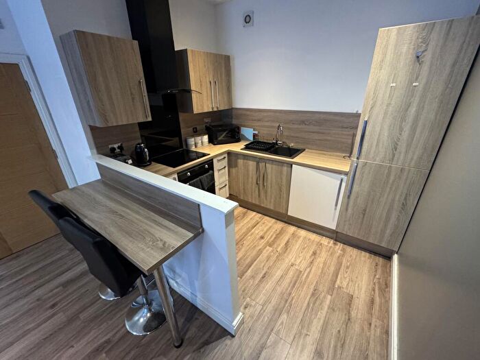 2 Bedroom Apartment To Rent In Mint Drive, Birmingham, B18