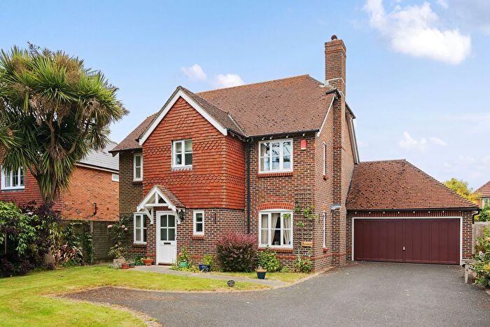 4 Bedroom Detached House To Rent In Farmers Walk, Everton, Lymington, SO41