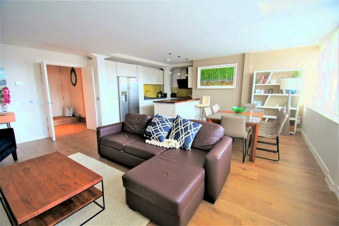 2 Bedroom Apartment To Rent In Century Buildings, St Mary's Parsonage, M3