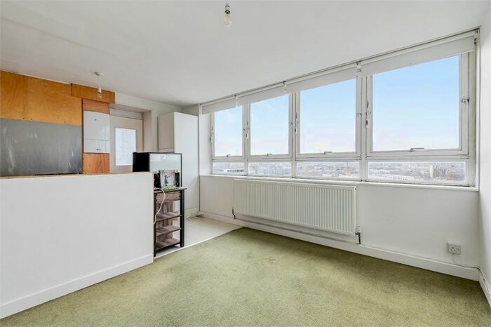 1 Bedroom Flat To Rent In West Point, Avondale Square, London, SE1