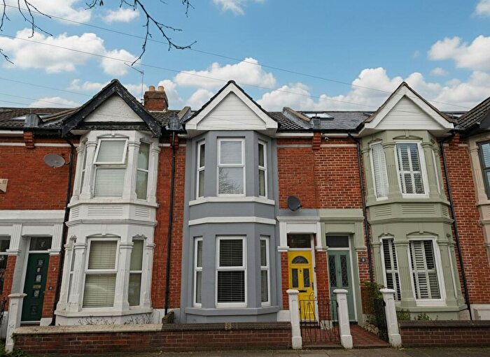 4 Bedroom Terraced House For Sale In Priorsdean Avenue, Portsmouth, PO3