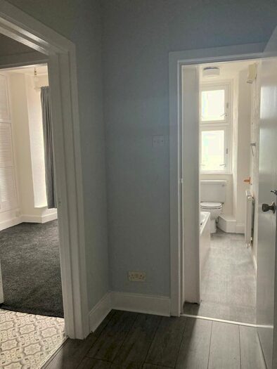 1 Bedroom Flat To Rent In Barlogan Avenue, Glasgow, G52