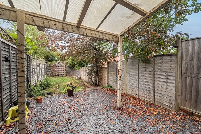 2 Bedroom Terraced House For Sale In Cromwell Road, Caversham, Reading, Berkshire, RG4