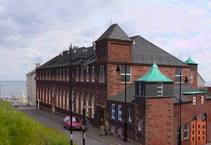 2 Bedroom Flat To Rent In Marine Court, Arbroath, Angus, DD11