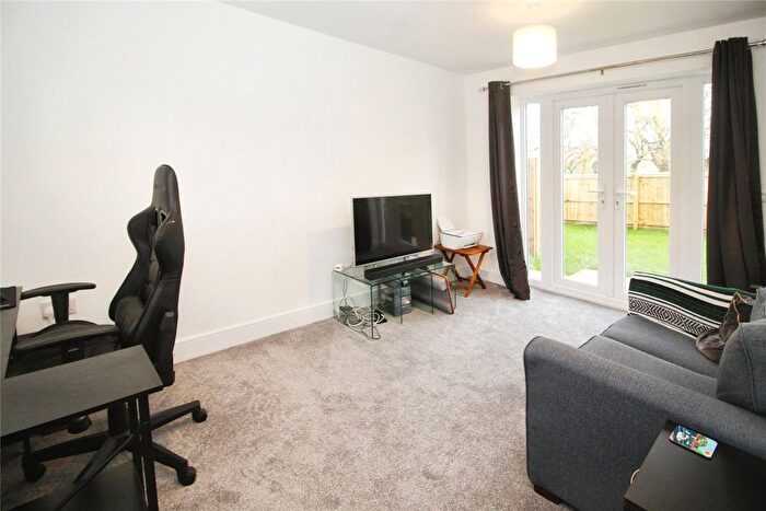 2 Bedroom End Of Terrace House To Rent In Cleverdon Close, Holsworthy, EX22