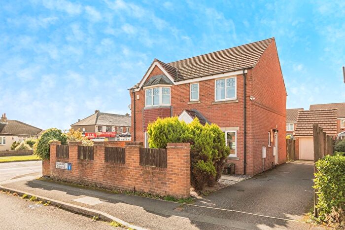 4 Bedroom Detached House For Sale In Beanland Gardens, Bradford, BD6