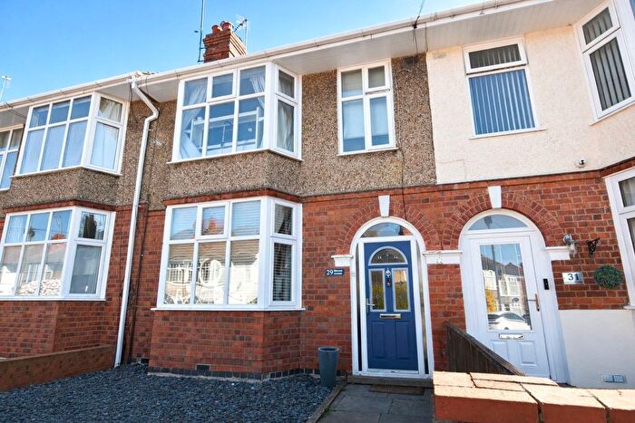 3 Bedroom Terraced House For Sale In Murray Avenue, Northampton, NN2