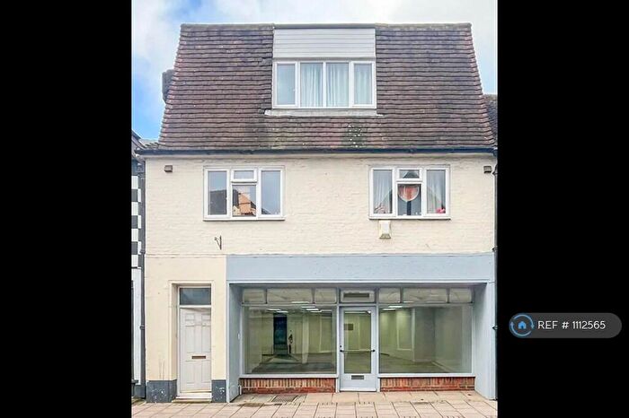 4 Bedroom Maisonette To Rent In Arundel House, Midhurst, GU29
