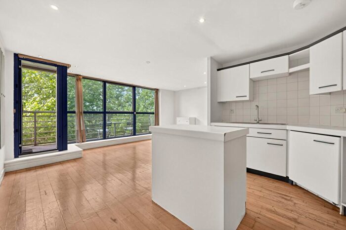 2 Bedroom Flat To Rent In Baltic Quay, Sweden Gate, SE16