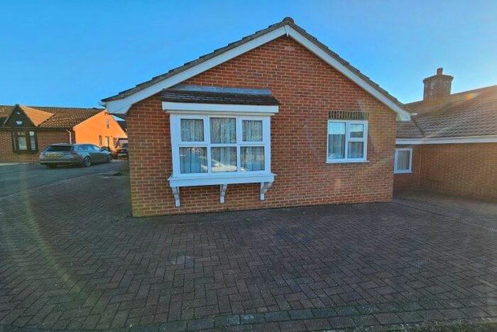 2 Bedroom Bungalow To Rent In Speedwell Close, Maidstone, ME14