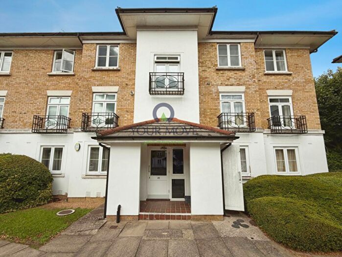 1 Bedroom Flat To Rent In Kingswood Drive, Sutton, Surrey, SM2