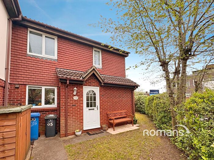 1 Bedroom End Terrace House For Sale In Church View, Yateley, Hampshire, GU46