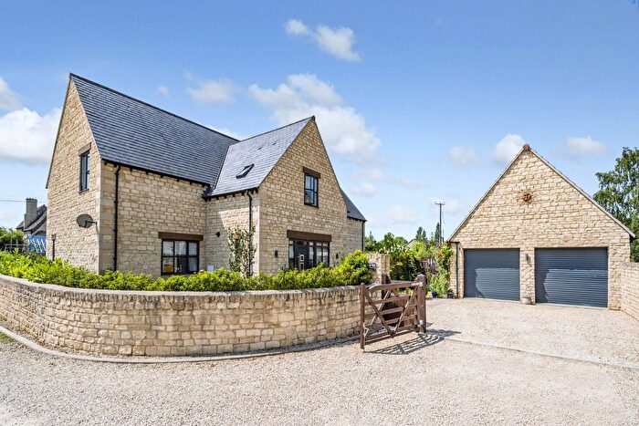5 Bedroom Detached House For Sale In Oaksey, Malmesbury, Wiltshire, SN16