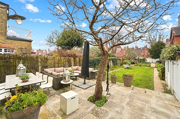 5 Bedroom Semi-Detached House To Rent In The Avenue, London, W4