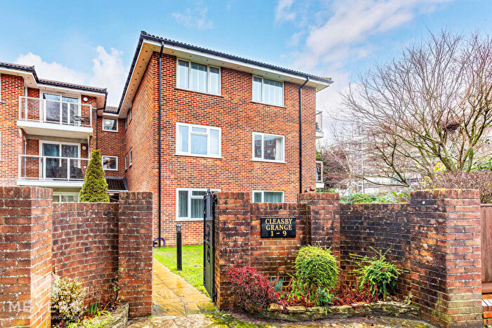 2 Bedroom Flat For Sale In Wollstonecraft Road, Bournemouth, BH5