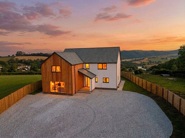 4 Bedroom Detached House For Sale In Dunsford, Exeter, Devon, EX6